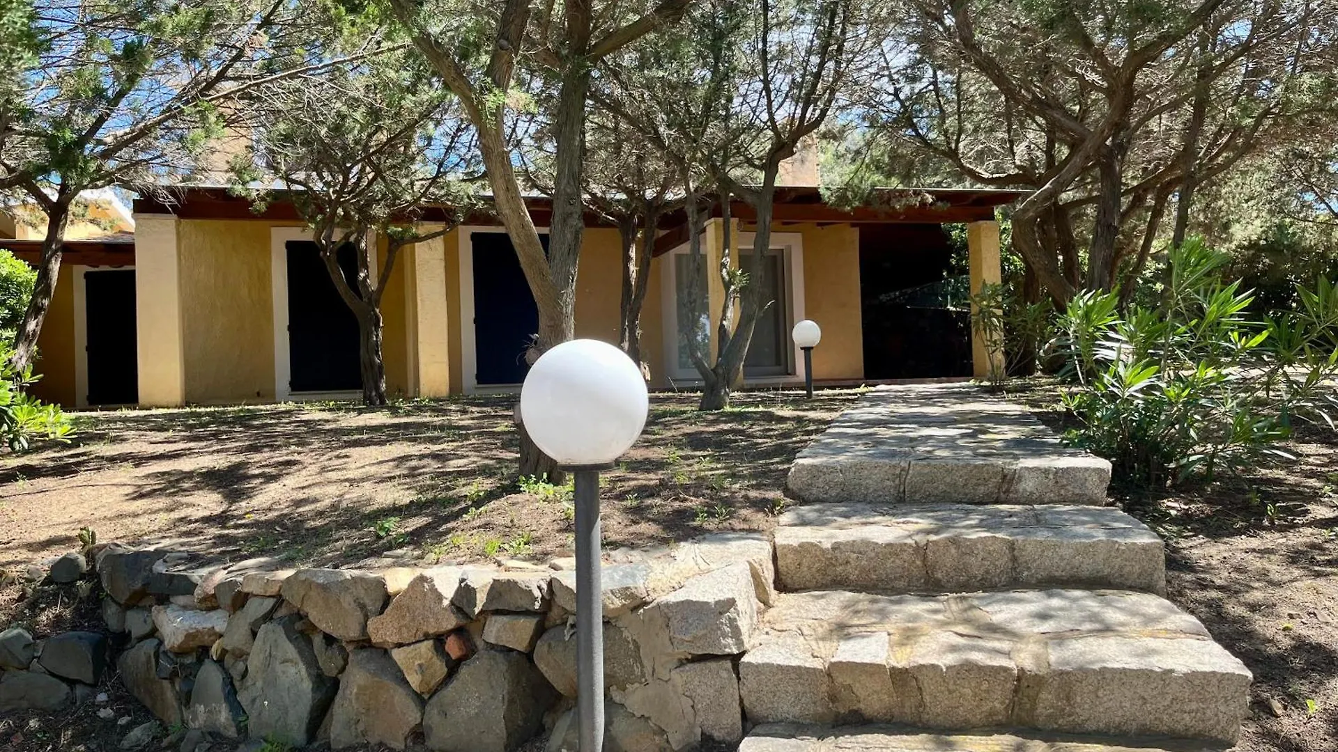 Villa Marinella By La Via Del Mare Viaggi E Vacanze contacts